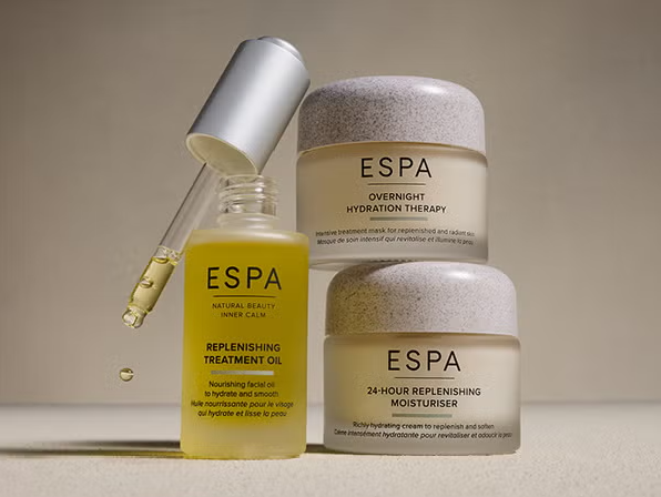 Modern beauty is about more than the way skin looks. It is also about how a routine feels, the time it creates for personal care and the sense of calm it can bring to an otherwise busy day. ESPA captures this connection through its philosophy of “Natural Beauty, Inner Calm,” combining skincare, body care, home fragrance and gifting with the restorative atmosphere of a spa. At the heart of ESPA’s approach are expertly crafted formulas that bring together botanical actives, therapeutic essential oils and vibrant fruit enzymes. These ingredients appear across products designed to cleanse, nourish, smooth and renew the skin while making everyday routines feel more indulgent. Customers can explore the brand through its skincare, body care, home fragrance and gifting collections, as well as its bestsellers, offers and spa experiences. This makes ESPA more than a conventional beauty range: it presents a complete approach to personal well-being.